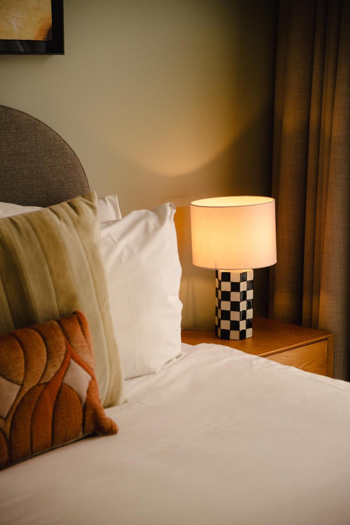 Finch Boutique Hotel, Downtown Deventer Bagian luar foto